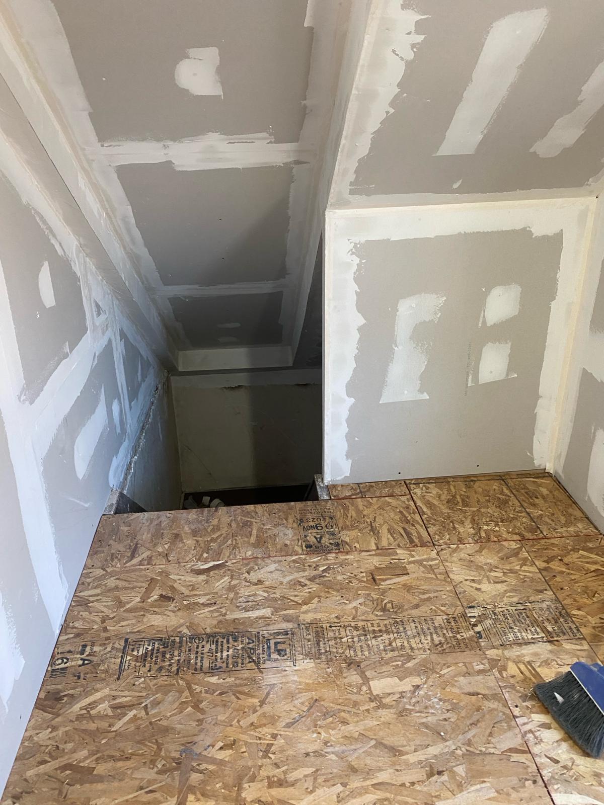 Attic stairway, framing and drywall by Rome Leite Home Improvement
