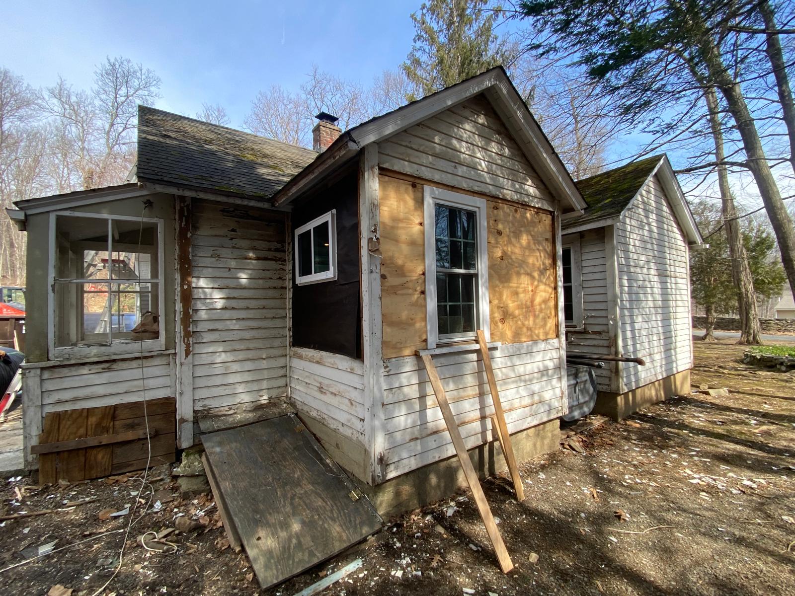 Home exterior renovation in progress by Rome Leite Home Improvement